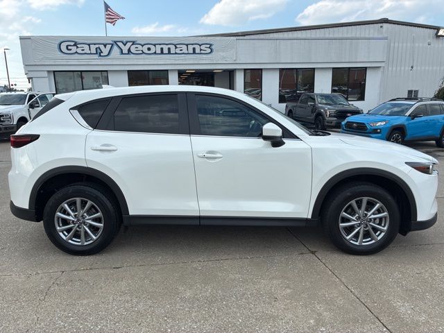 2022 Mazda CX-5 2.5 Select photo 9