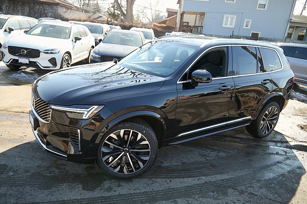 2026 VOLVO XC90 - Image 2