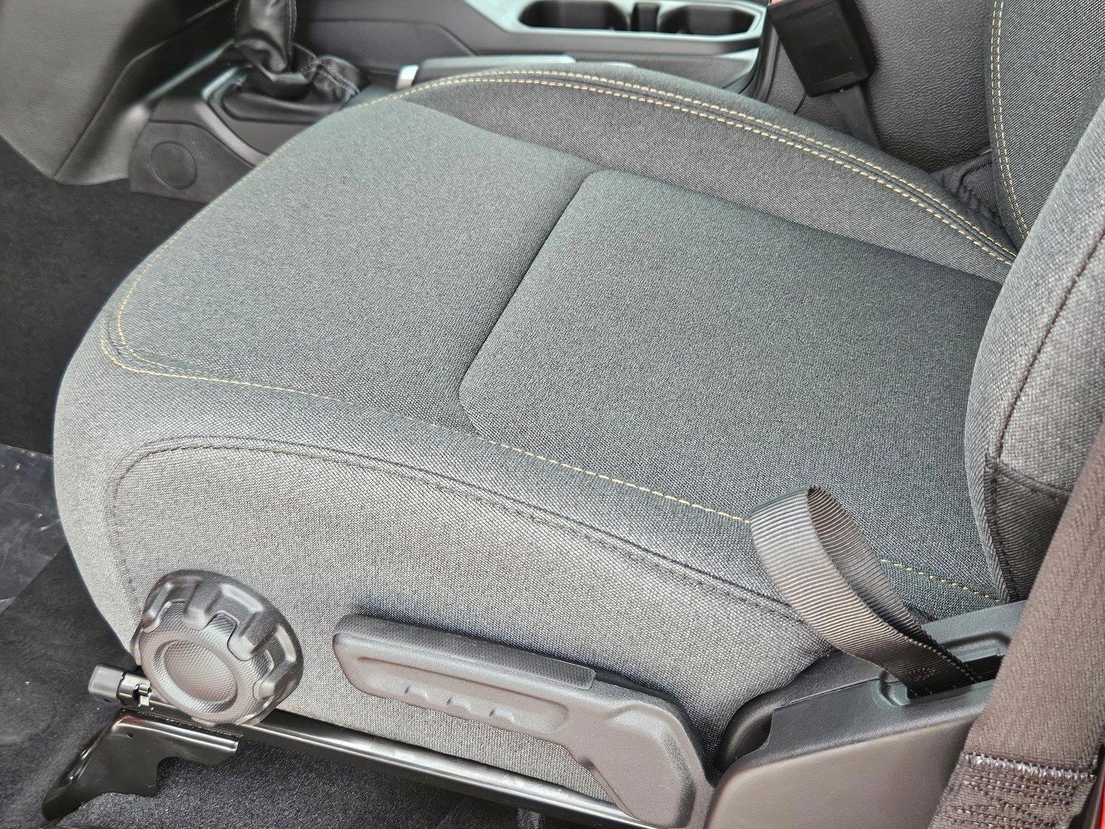 2025 Jeep Gladiator Sport S photo 4