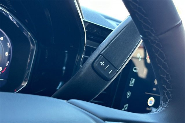 2025 Chevrolet Silverado 1500 LT photo 24