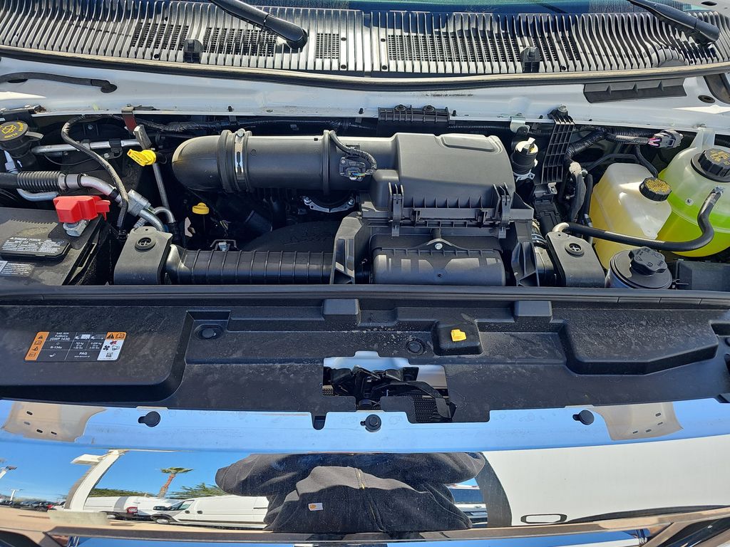 2025 Ford E-350 photo 26
