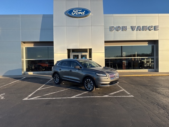 2023 Lincoln Nautilus Reserve's photo