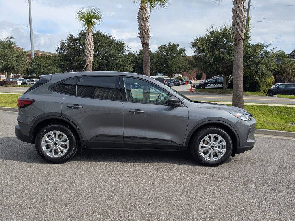 2025 Ford Escape Active photo 3