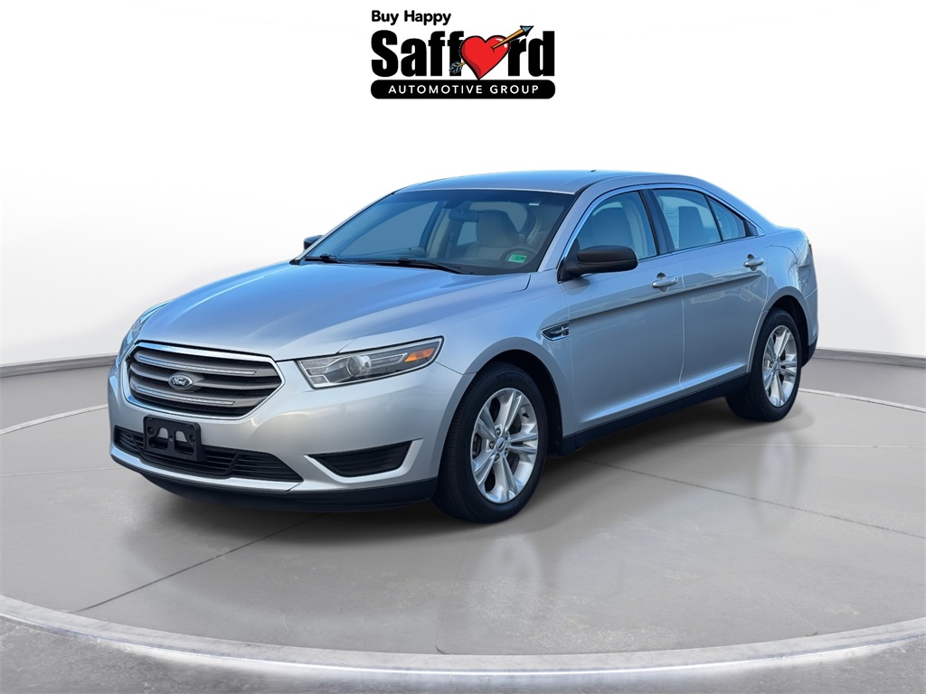 2018 Ford Taurus SE's photo