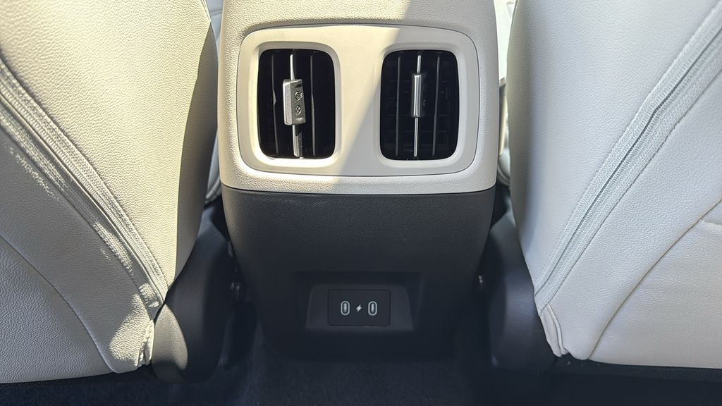 2025 Hyundai Tucson SEL Convenience photo 23