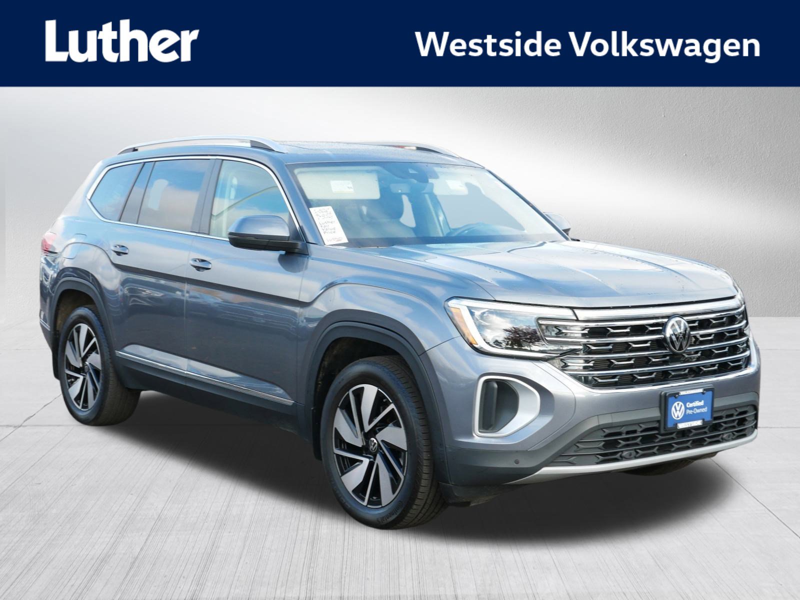 2024 Volkswagen Atlas SEL's photo
