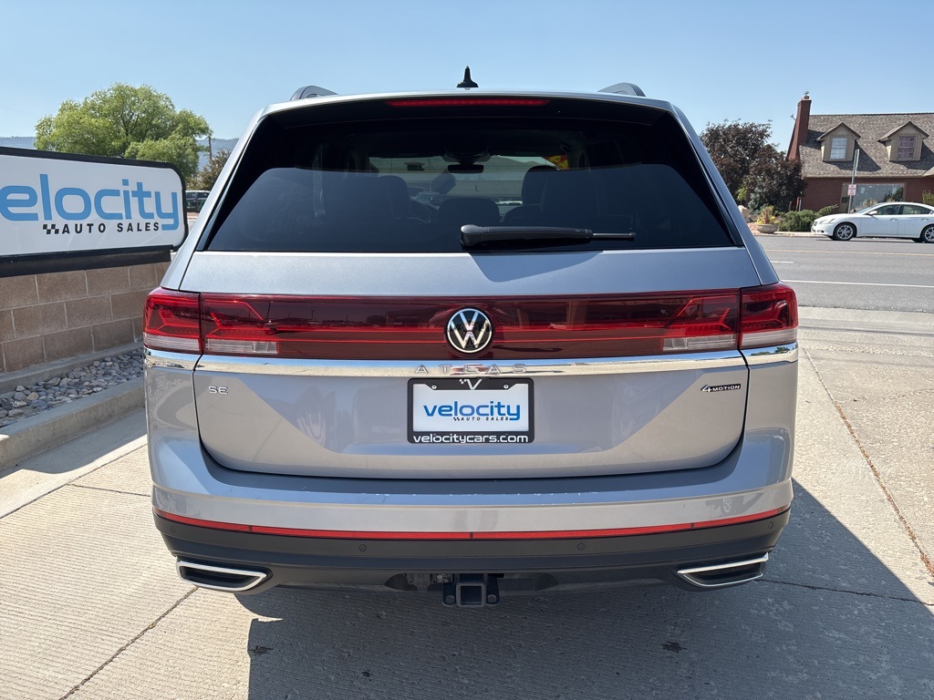 2024 Volkswagen Atlas SE Technology photo 4