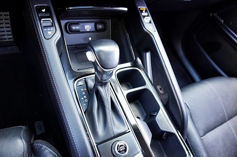 Used 2022 Silver Kia SX image 34