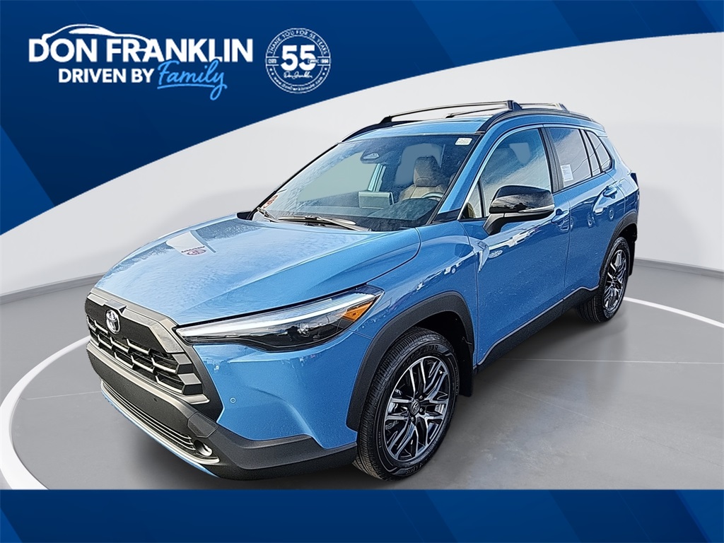 2026 Toyota Corolla Cross XLE's photo