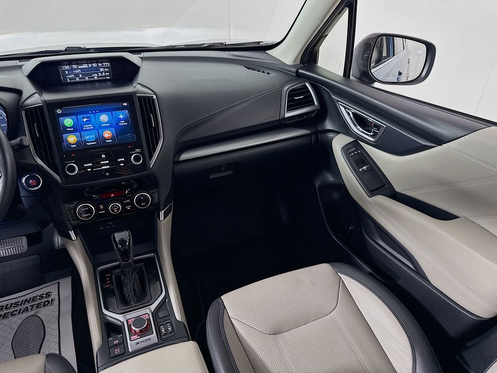 2021 Subaru Forester Limited photo 24