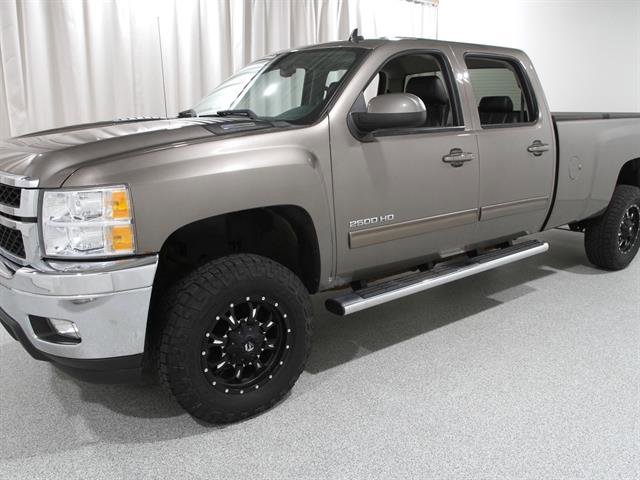 2014 Chevrolet Silverado 2500HD LTZ photo 3