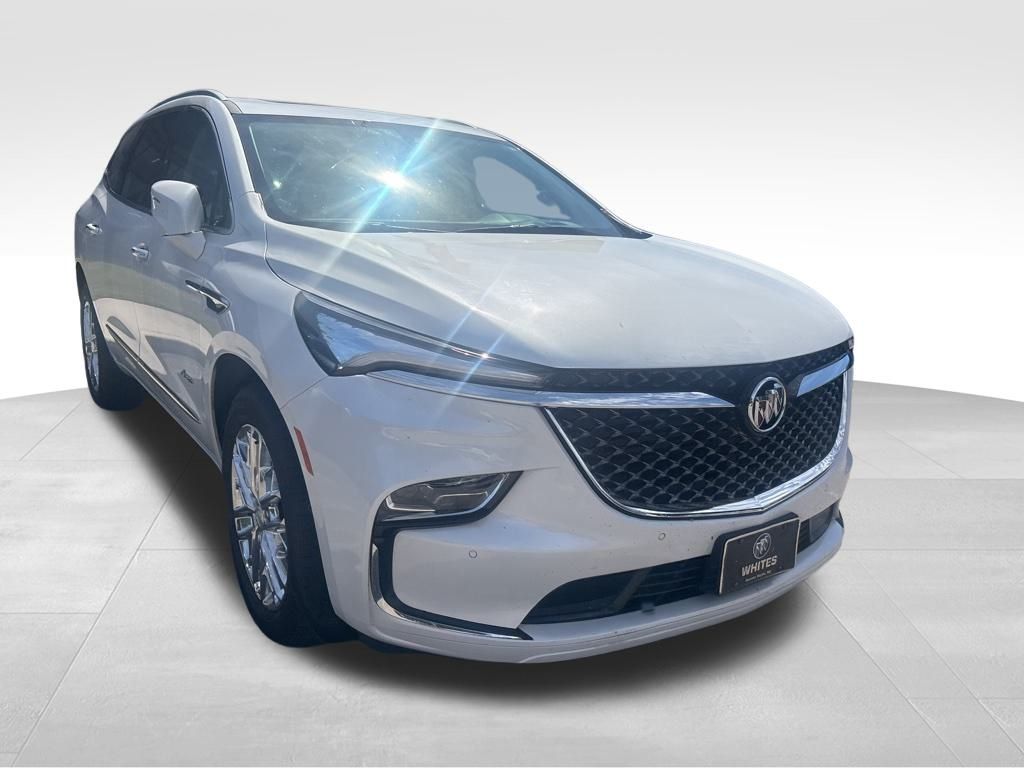 2023 Buick Enclave Avenir photo 7