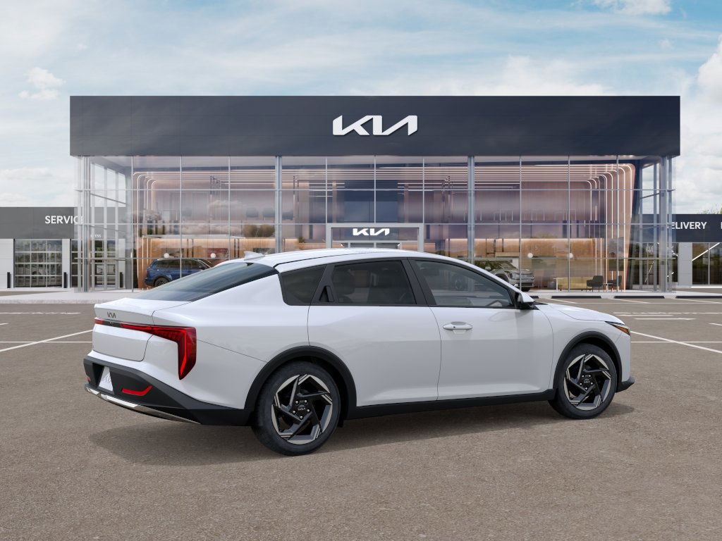 2025 Kia K4 EX photo 6