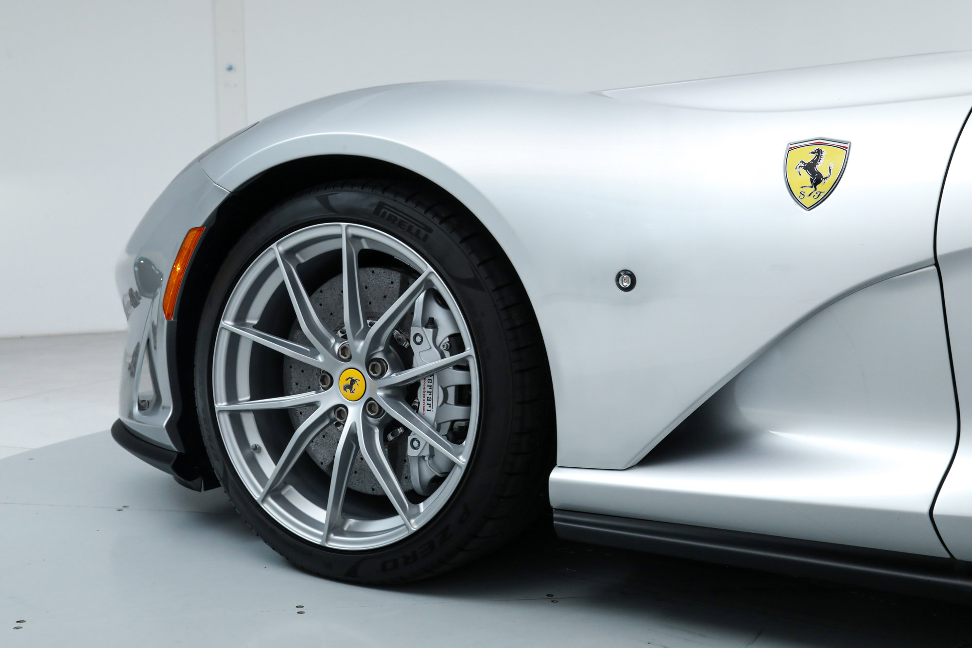 2019 Ferrari 812 Superfast photo 15