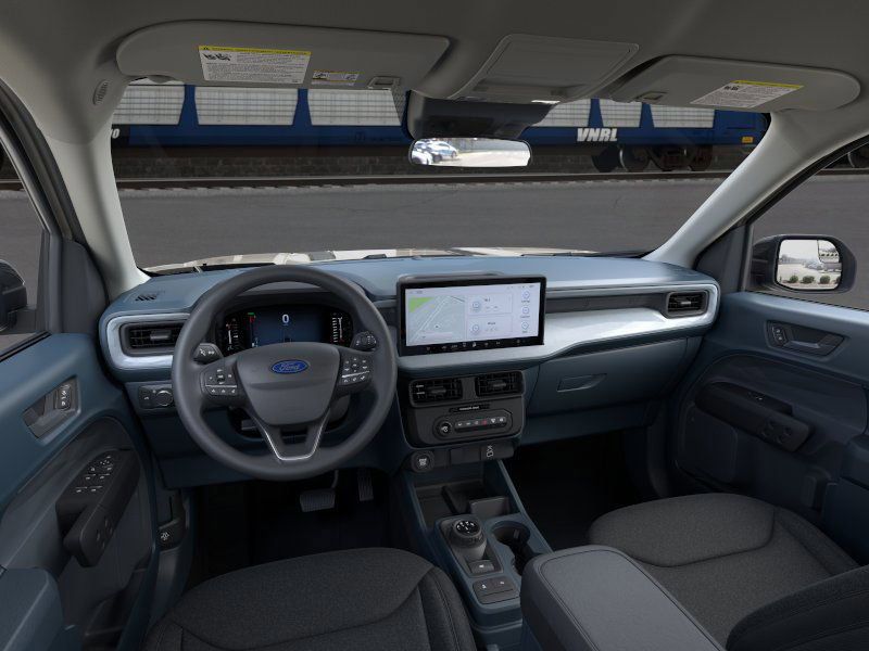 2025 Ford Maverick XLT photo 4