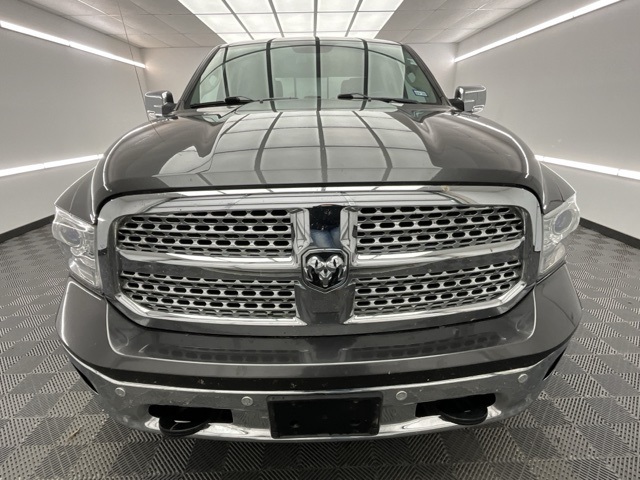 2018 Ram 1500 Laramie photo 2