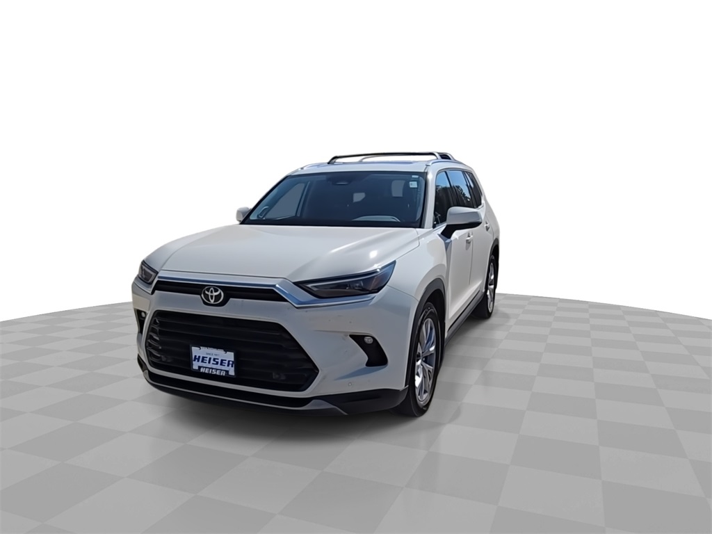 2024 Toyota Grand Highlander Hybrid Limited photo 2