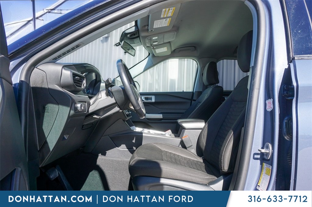 Used 2021 Blue Ford XLT image 3