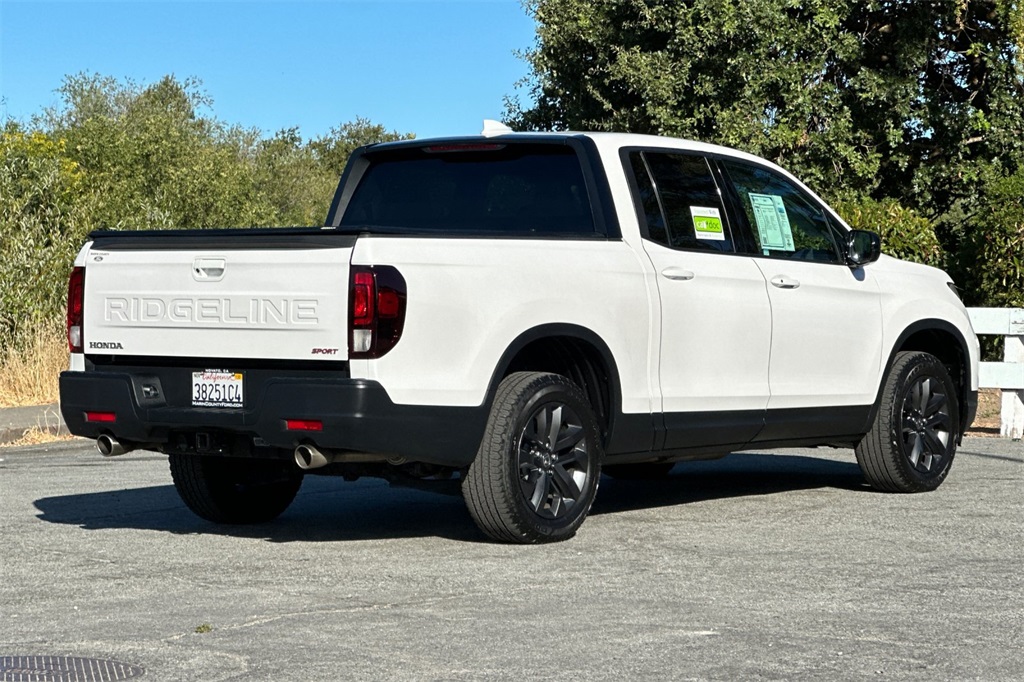2024 Honda Ridgeline Sport photo 4