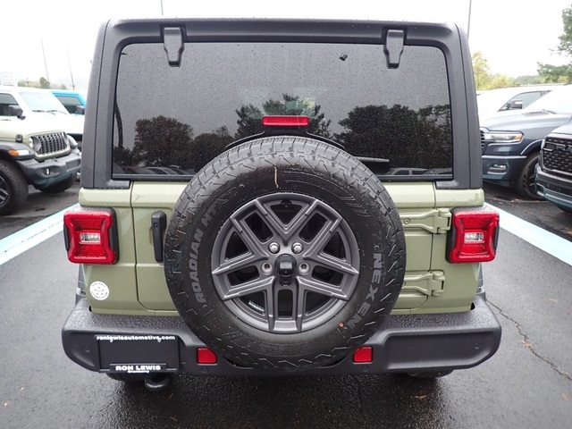 2025 Jeep Wrangler Sport S photo 3