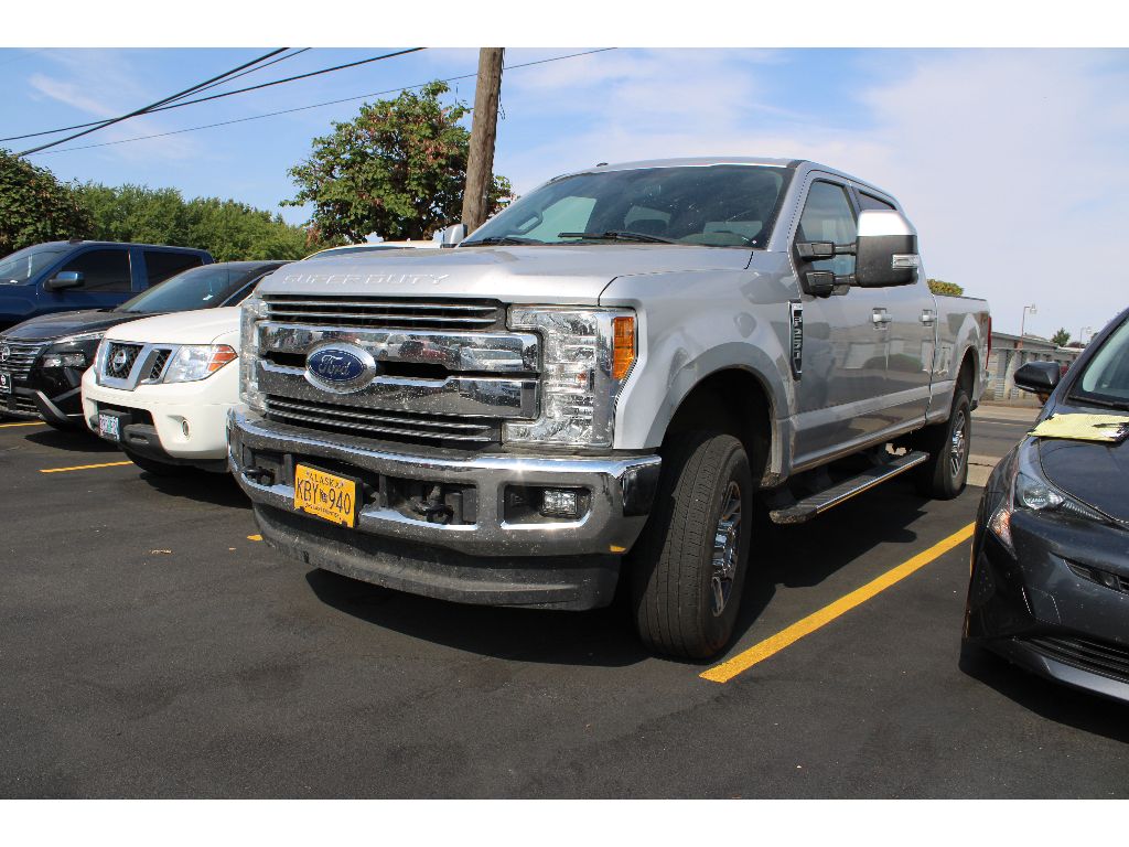 2017 Ford F-250 Lariat photo 3