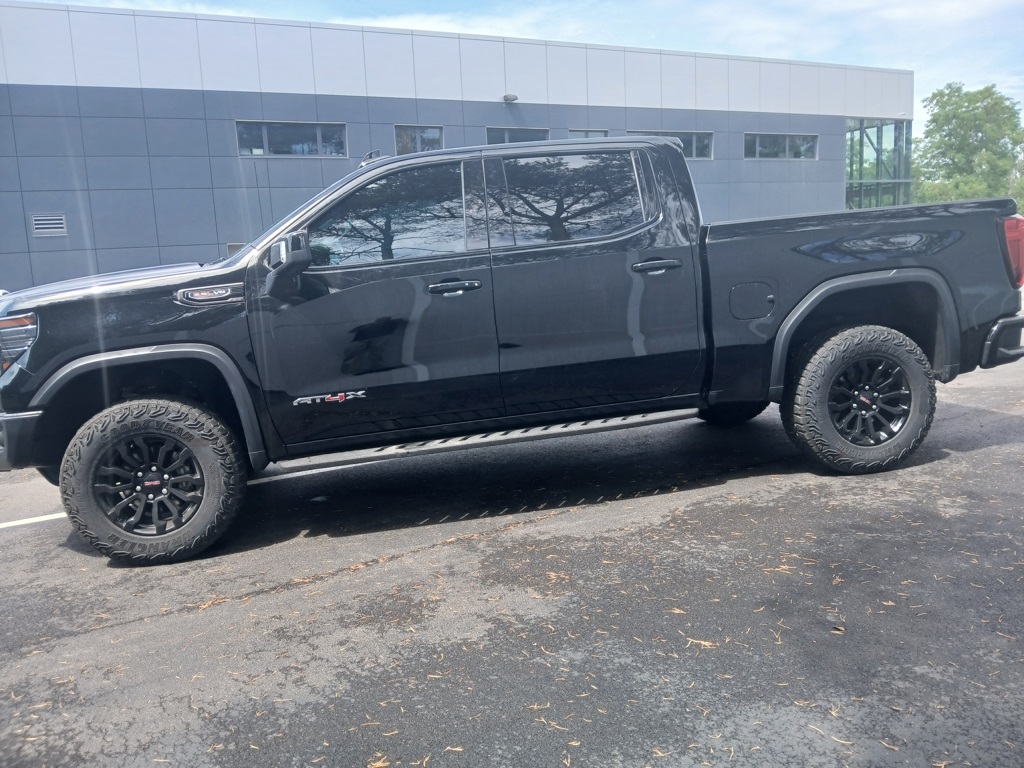 2023 Gmc Sierra 1500 AT4X photo 2