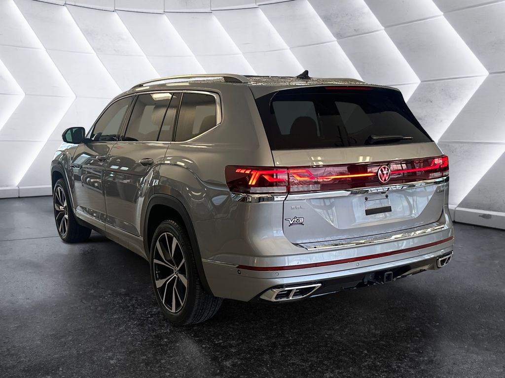 2024 Volkswagen Atlas SEL Premium R-Line photo 6