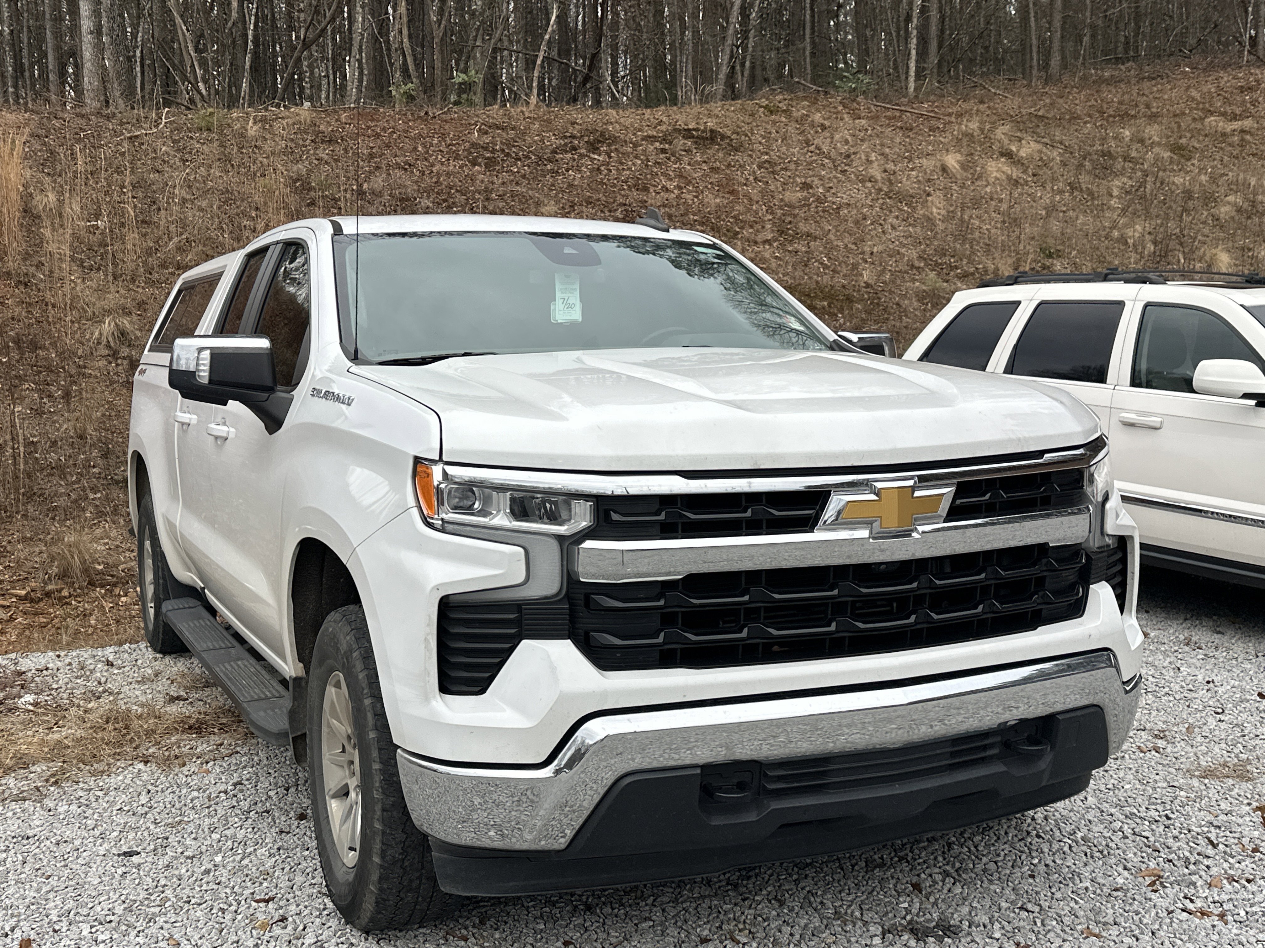 2022 Chevrolet Silverado LT's photo