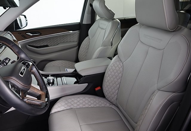 2021 Jeep Grand Cherokee L Summit photo 21