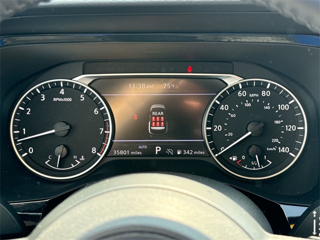 2024 Nissan Pathfinder SV photo 30