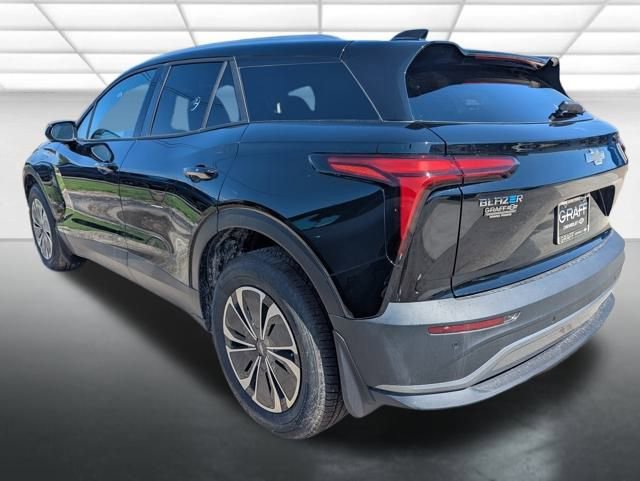 2025 Chevrolet Blazer EV photo 2