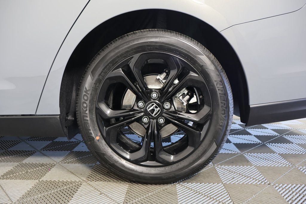 2025 Honda Accord 1.5T SE photo 10