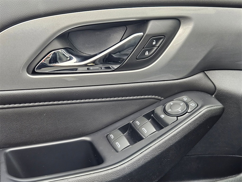 2022 Chevrolet Traverse Cloth 1LT photo 10