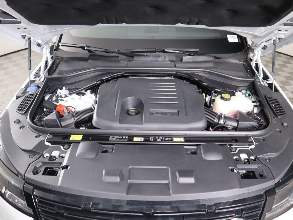 2025 Land Rover Range Rover Sport SE photo 26