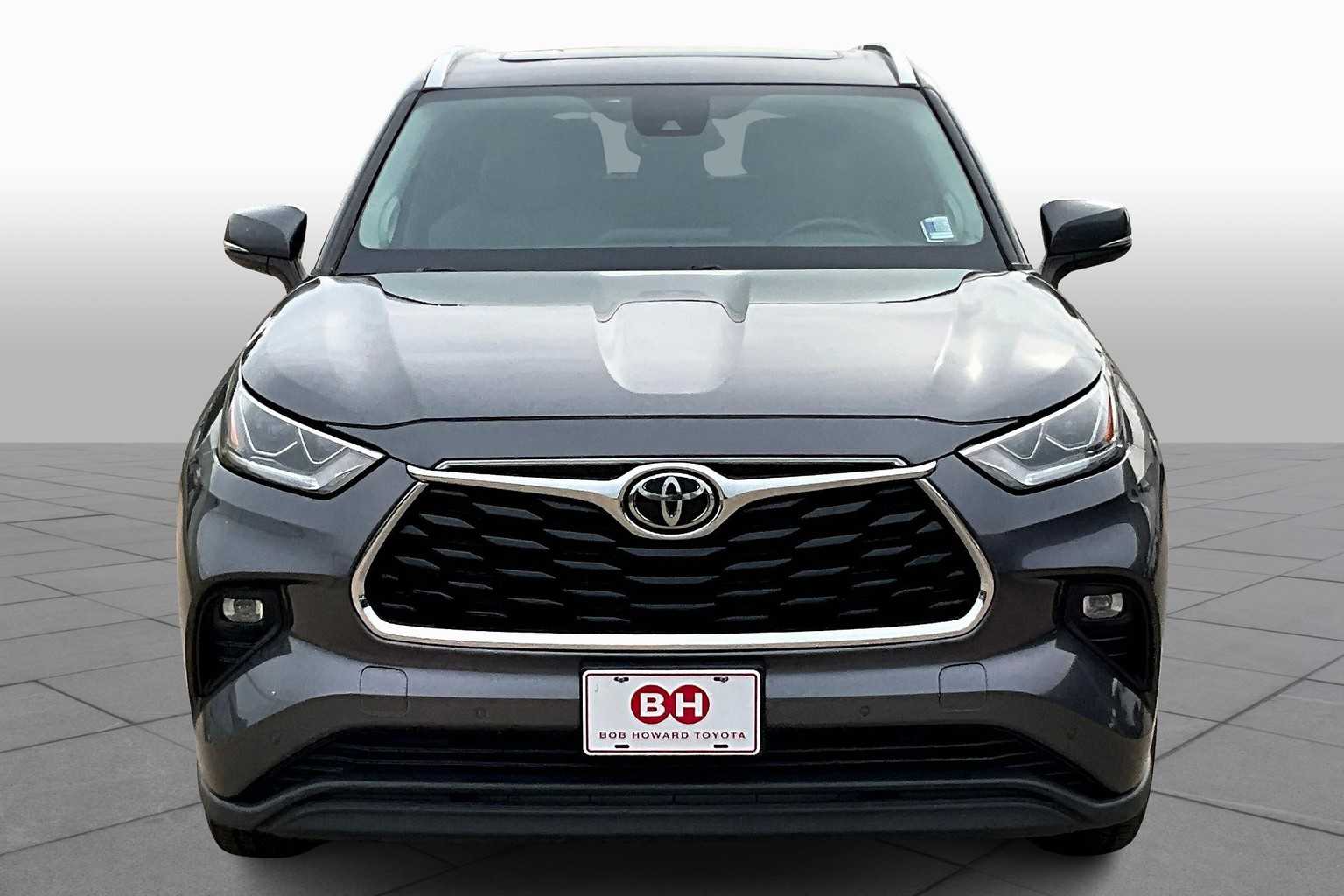 2020 Toyota Highlander Limited photo 3