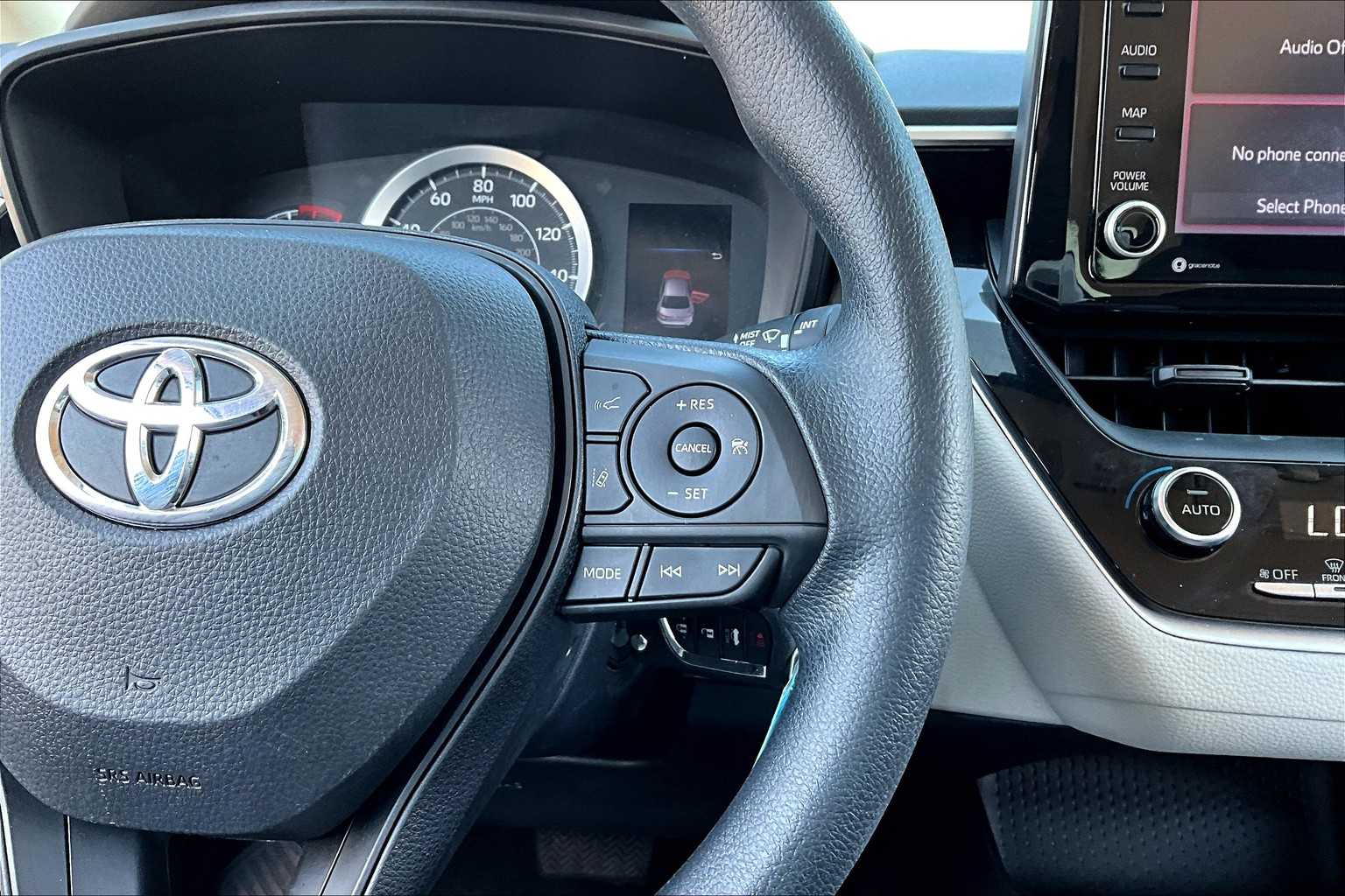 2022 Toyota Corolla LE photo 22