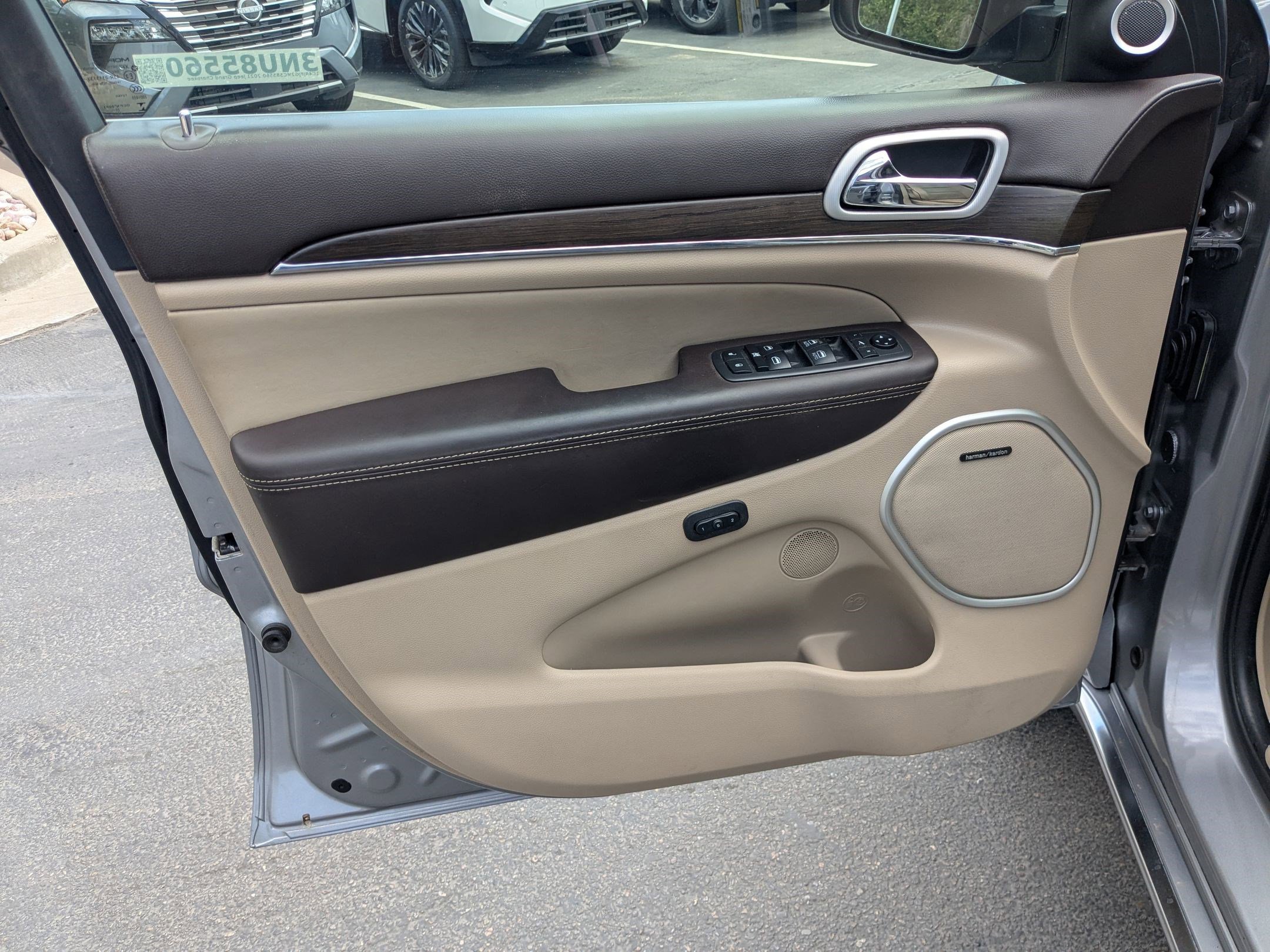 2021 Jeep Grand Cherokee Summit photo 11