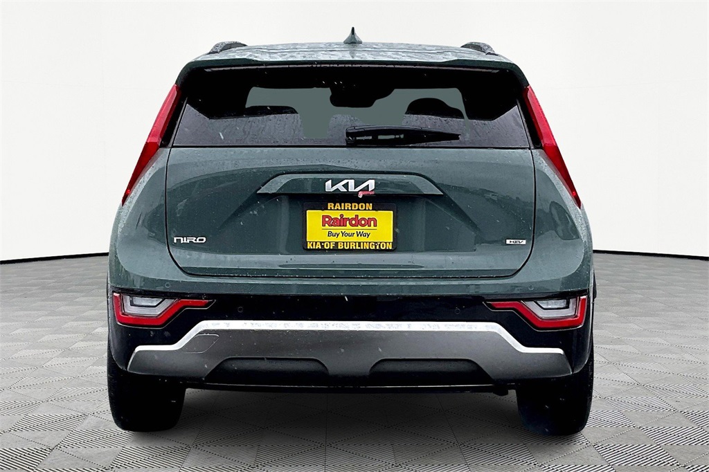 2025 Kia Niro SX Touring photo 3