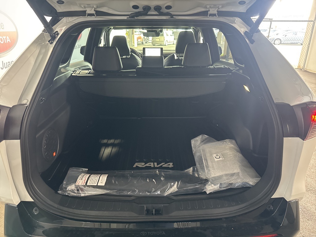 2025 Toyota RAV4 Hybrid XSE photo 20