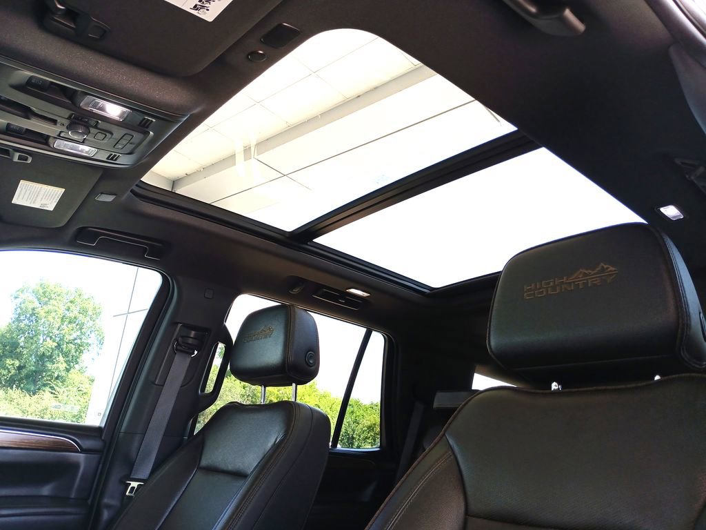 2024 Chevrolet Tahoe High Country photo 19