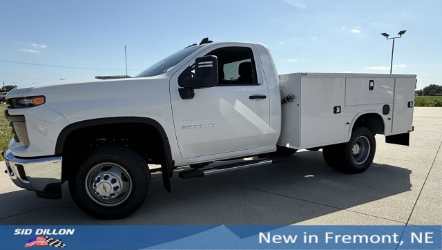 2025 Chevrolet Silverado 3500 HD Chassis Cab Work Truck