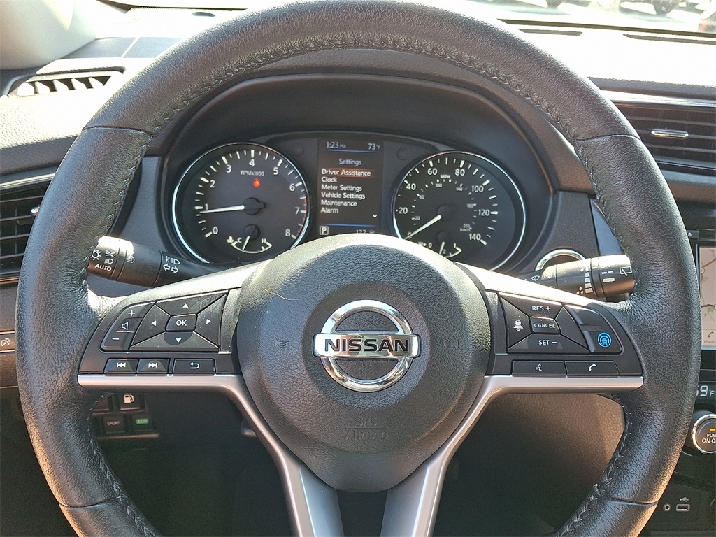 2020 Nissan Rogue SL photo 18