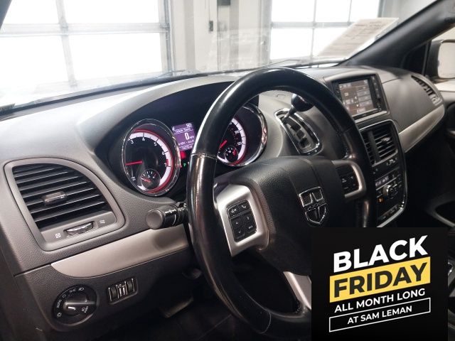 2020 Dodge Grand Caravan GT photo 4