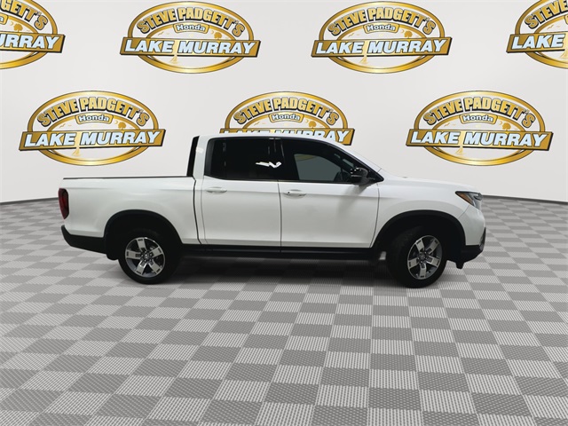 2024 Honda Ridgeline Black Edition photo 4