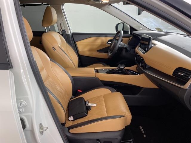 2022 Nissan Rogue Platinum photo 38