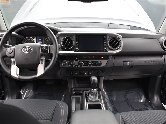 2023 Toyota RAV4 SR5 photo 8
