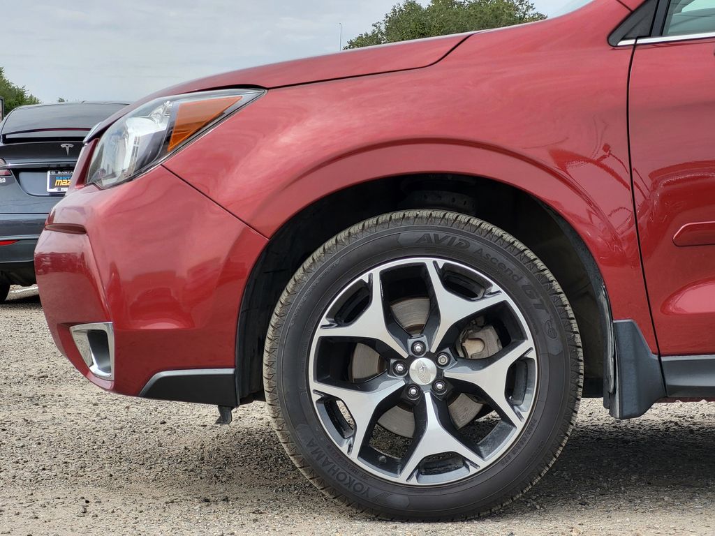 2016 Subaru Forester 2.0XT Premium photo 6
