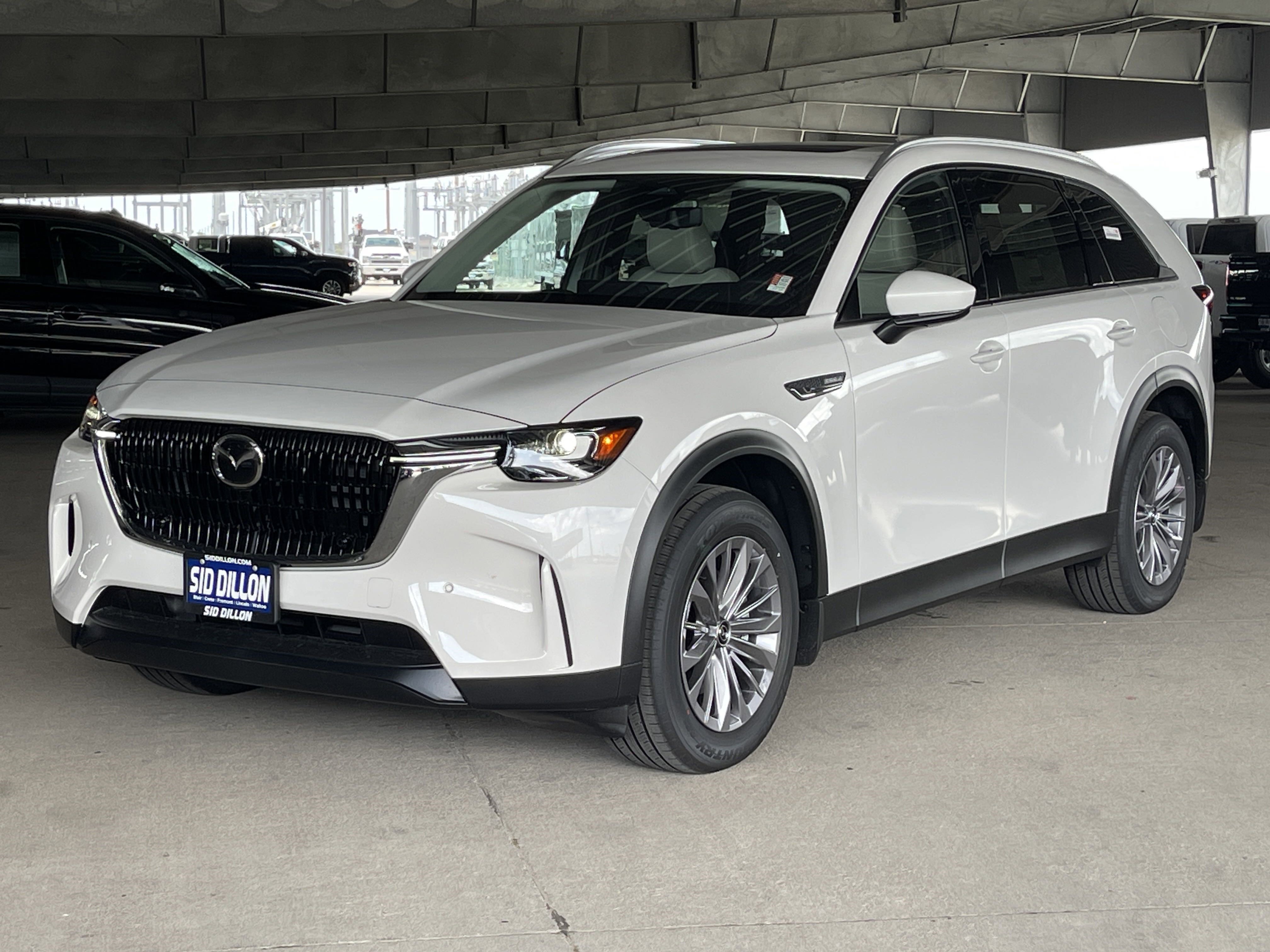 2025 Mazda CX-90 Preferred Package's photo