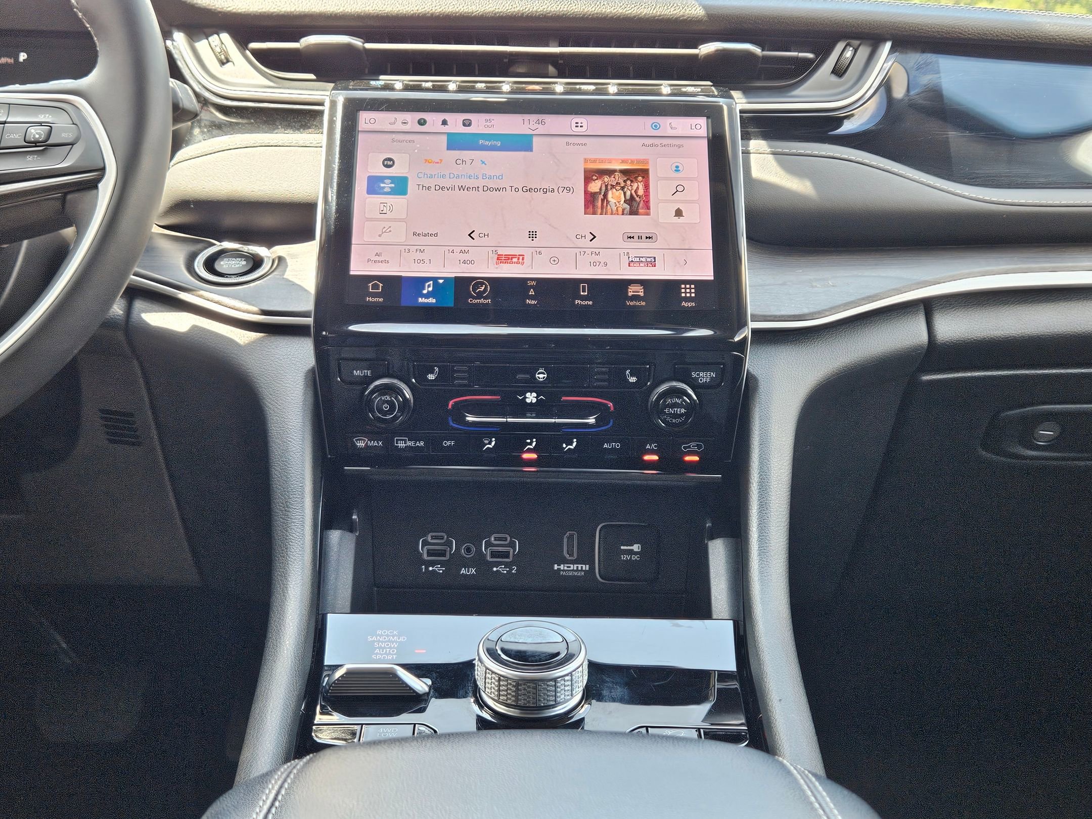2023 Jeep Cherokee 4xe photo 9