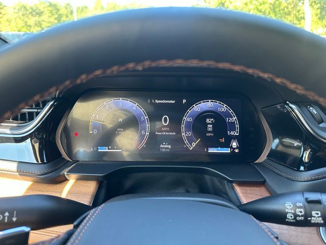 2025 Jeep Grand Cherokee L Summit Reserve photo 21
